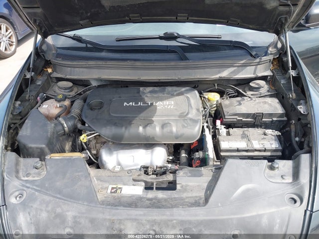 1C4PJLCB8GW283975 Jeep 2016