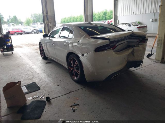 2019 DODGE CHARGER 2C3CDXBG9KH695313 Photo 2