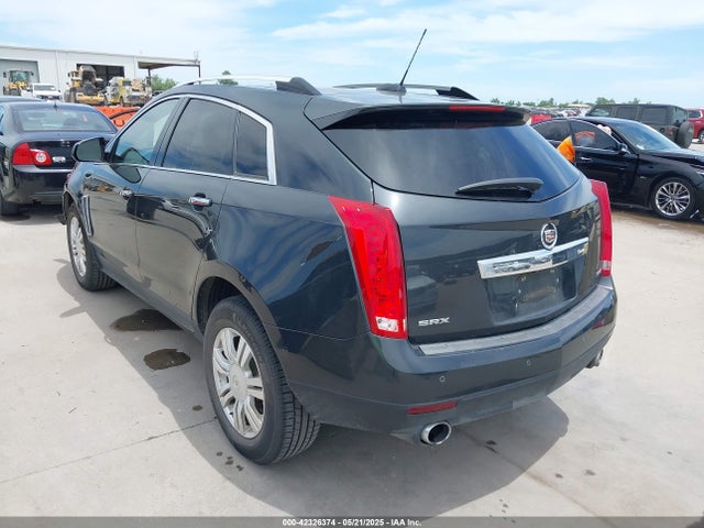 2016 CADILLAC SRX 3GYFNBE3XGS569803 Photo 2