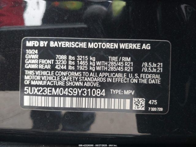 2025 BMW X7 5UX23EM04S9Y31084 Photo 8