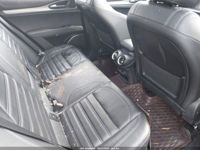 2022 ALFA ROMEO STELVIO ZASPAKBNXN7D26328 Photo 7