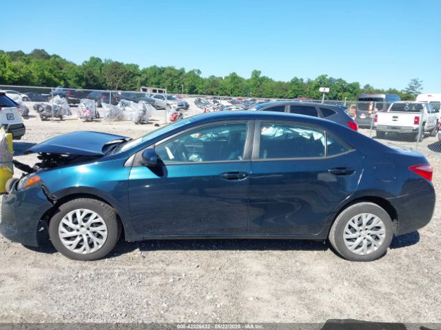 5YFBURHEXHP733935 Toyota Corolla L/le/se/se Special Edition/xle/xse