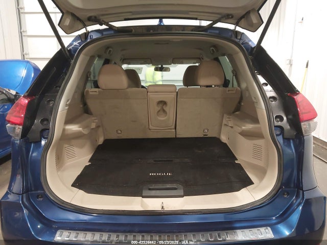 Nissan 2017 2017 KNMAT2MV8HP594255 Image 17