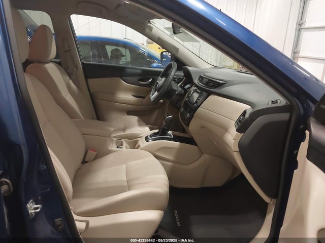 Nissan 2017 2017 KNMAT2MV8HP594255 Image 5