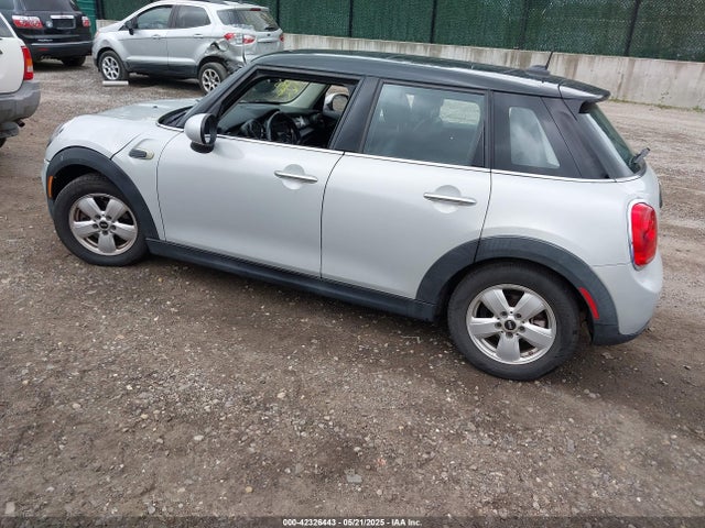 WMWXU1C52G2D11850 Mini Hardtop Cooper