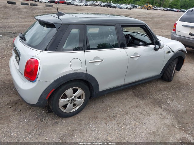 WMWXU1C52G2D11850 Mini Hardtop Cooper