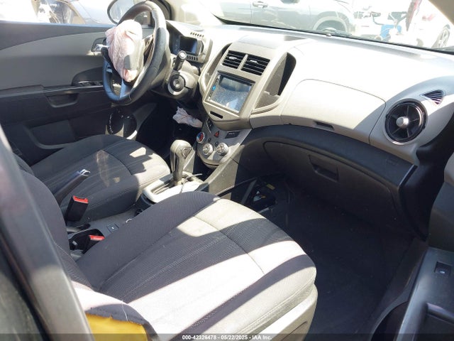1G1JC5SH1F4169630 Chevrolet Sonic Lt Auto