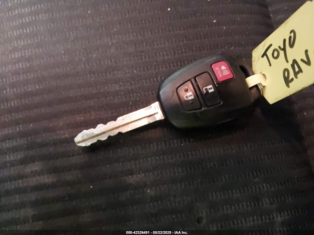 JTMBFREV1JD224498 Toyota RAV4 LE