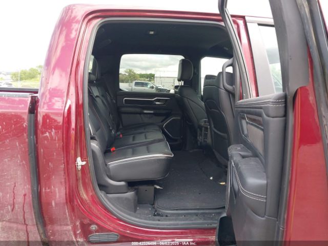 1C6SRFJPXSN562921 RAM 1500 Laramie  4x4 5'7 Box