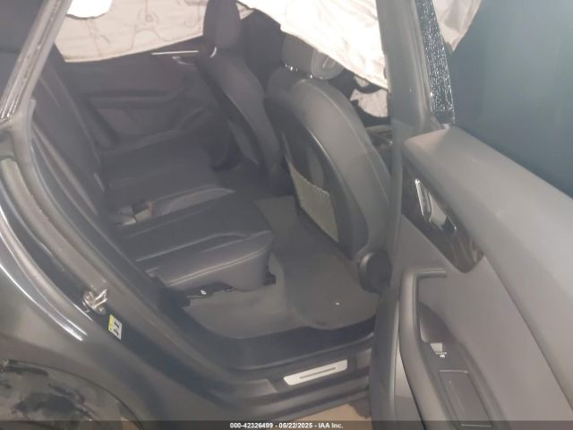 2019 AUDI Q8 WA1BVAF10KD010002 Photo 7