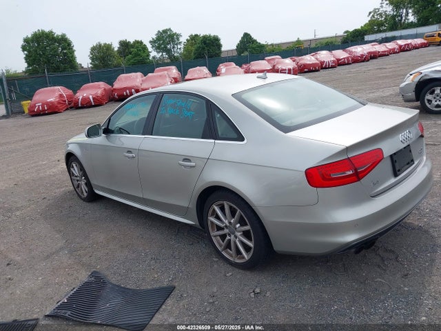 2014 AUDI A4 WAUKFAFL0EN003583 Photo 2