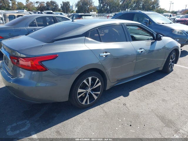 1N4AA6AP5JC380877 Nissan 2018