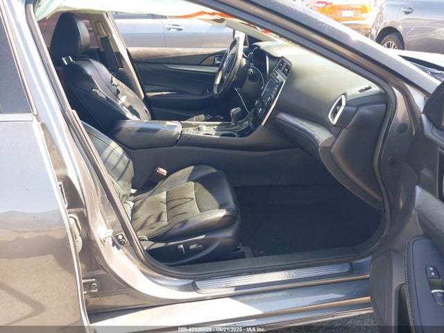 1N4AA6AP5JC380877 Nissan 2018