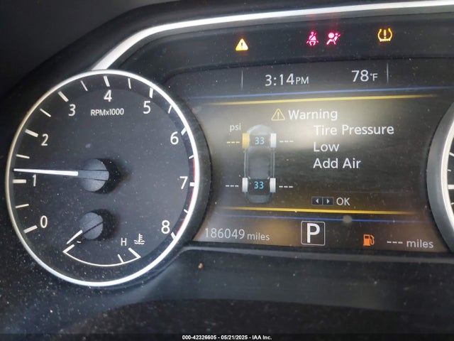 1N4AA6AP5JC380877 Nissan 2018