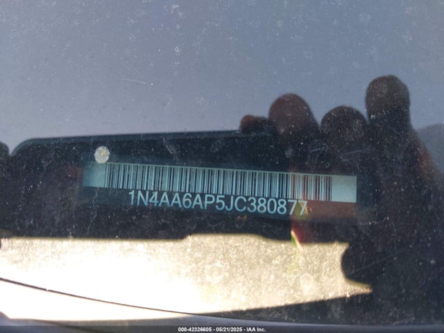 1N4AA6AP5JC380877 Nissan 2018