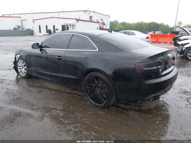 2010 AUDI A5 WAULFAFR6AA002531 Photo 2