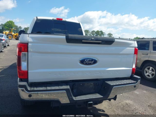 1FT7W2BT2JEC86051 Ford F-250 Lariat
