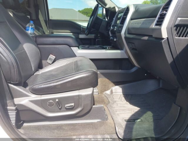 1FT7W2BT2JEC86051 Ford F-250 Lariat