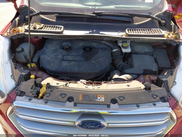 1FMCU9G9XHUE08239 Ford 2017
