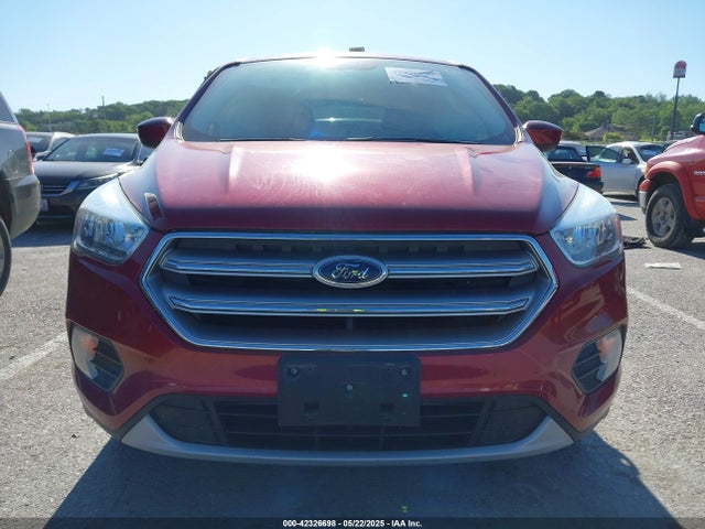 1FMCU9G9XHUE08239 Ford 2017