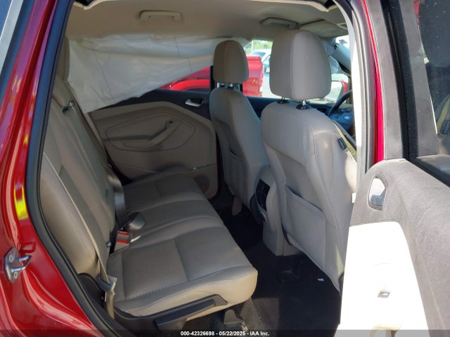 1FMCU9G9XHUE08239 Ford 2017