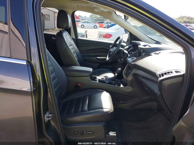 1FMCU9GD2HUA54737 Ford ESCAPE SE