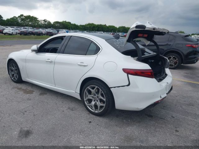 ZARFAEEN8J7577785 Alfa Romeo Giulia Ti Awd