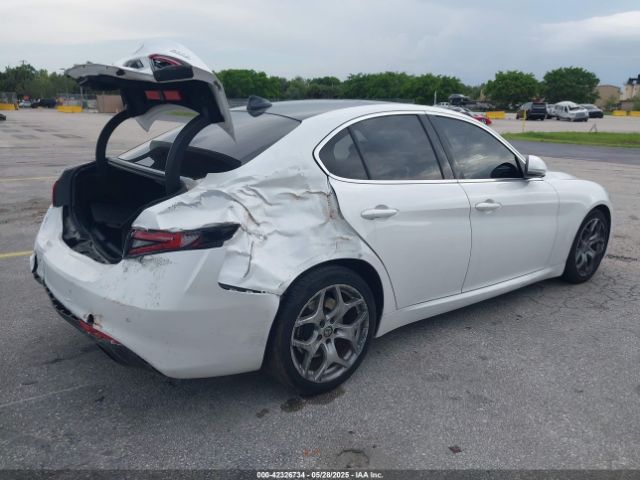 ZARFAEEN8J7577785 Alfa Romeo Giulia Ti Awd
