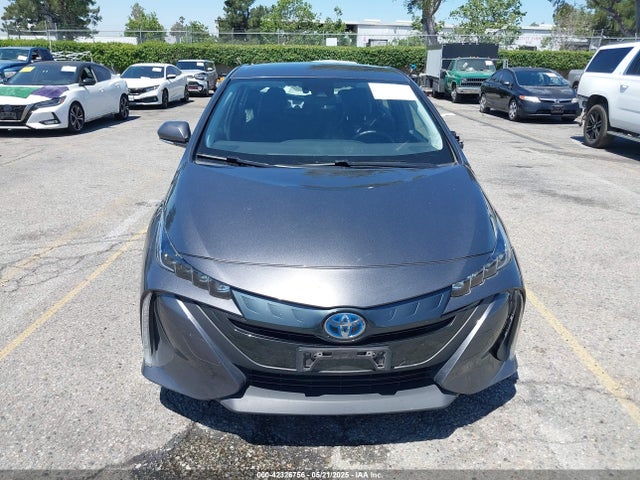 JTDKAMFP3N3203004 Toyota Prius Prime Xle