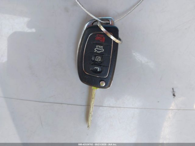 5NPE24AF5GH358704 Hyundai SONATA SE