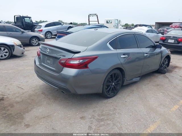 1N4AL3AP7JC289666 Nissan 2018