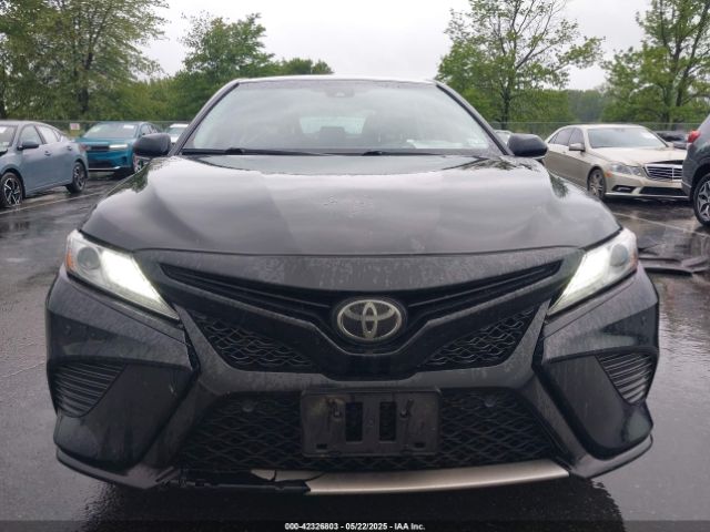 4T1B61HK2JU042257 Toyota CAMRY XSE