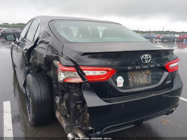 4T1B61HK2JU042257 Toyota CAMRY XSE