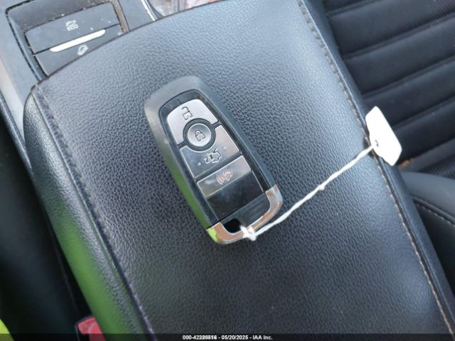 3FA6P0LU0KR115551 Ford Fusion Hybrid Se