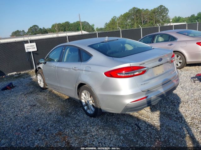 3FA6P0LU0KR115551 Ford Fusion Hybrid Se