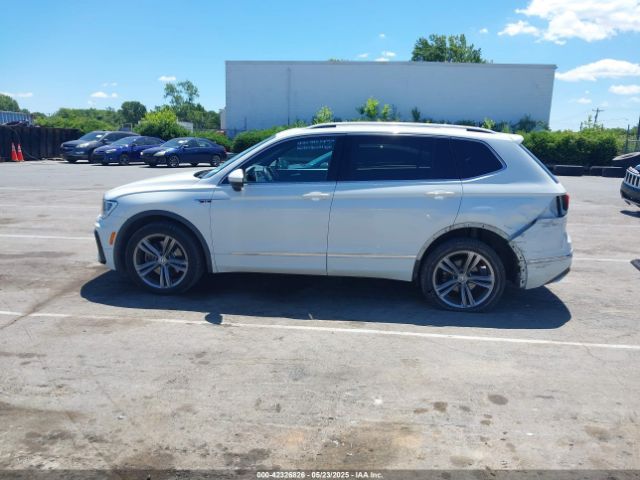 3VV2B7AX8KM017041 Volkswagen Tiguan 2.0t Se/2.0t Sel/2.0t Sel R-line/2.0t Sel R-line Black