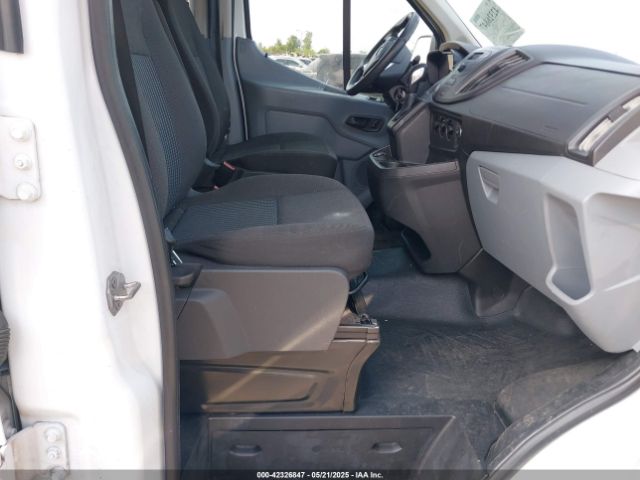 1FTYR1ZM3HKB29158 Ford Transit-250