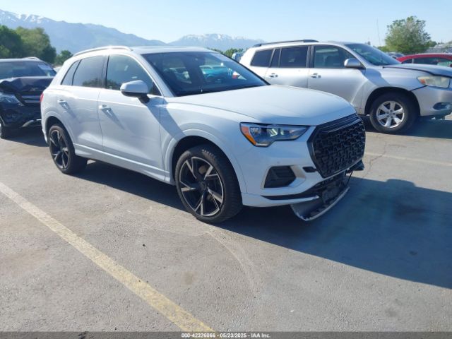 2019 AUDI Q3 WA1AECF32K1072625 Photo 0