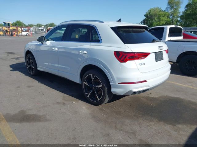 2019 AUDI Q3 WA1AECF32K1072625 Photo 2
