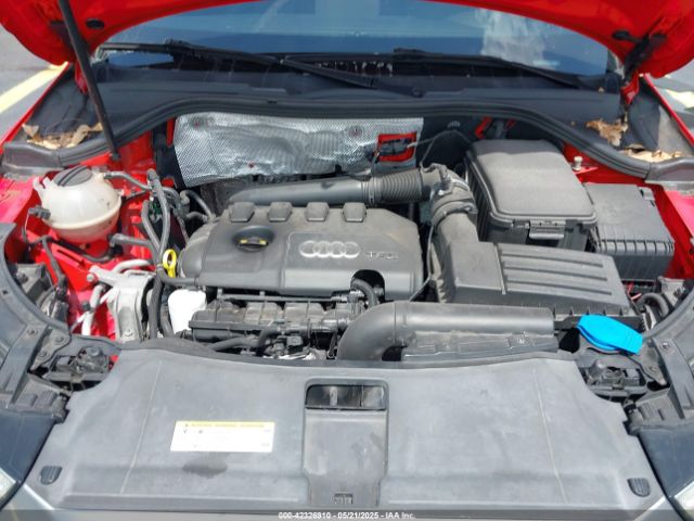 WA1BCCFS1JR005466 Audi Q3 2.0t Premium/2.0t Sport Premium
