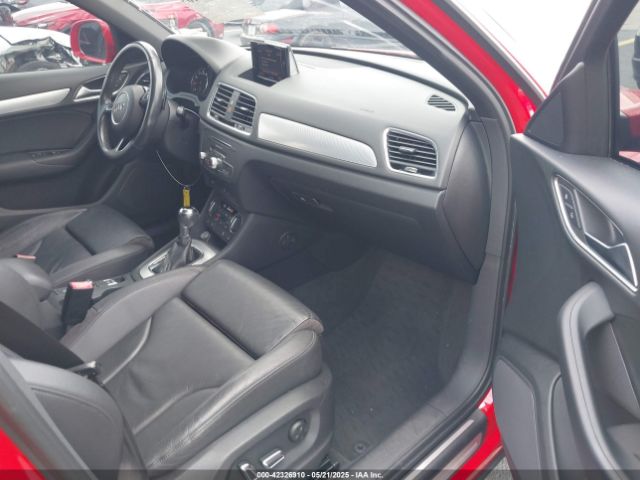 WA1BCCFS1JR005466 Audi Q3 2.0t Premium/2.0t Sport Premium
