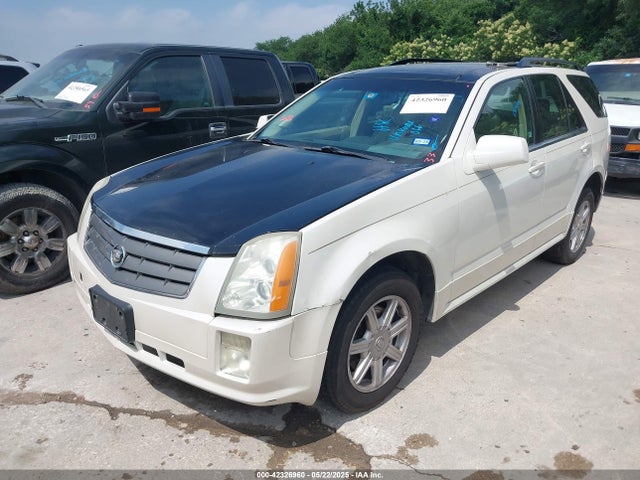 2004 CADILLAC SRX 1GYDE637140126124 Photo 1