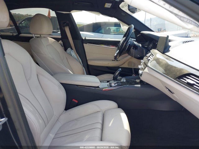 WBAJE5C55JG918407 BMW 540I