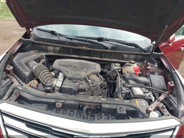 2018 CADILLAC XT5 1GYKNCRS3JZ242532 Photo 9