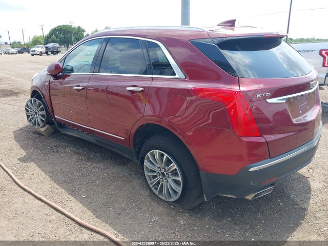 2018 CADILLAC XT5 1GYKNCRS3JZ242532 Photo 2