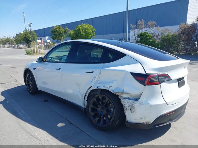 2021 TESLA MODEL Y 5YJYGDEE5MF276952 Photo 5