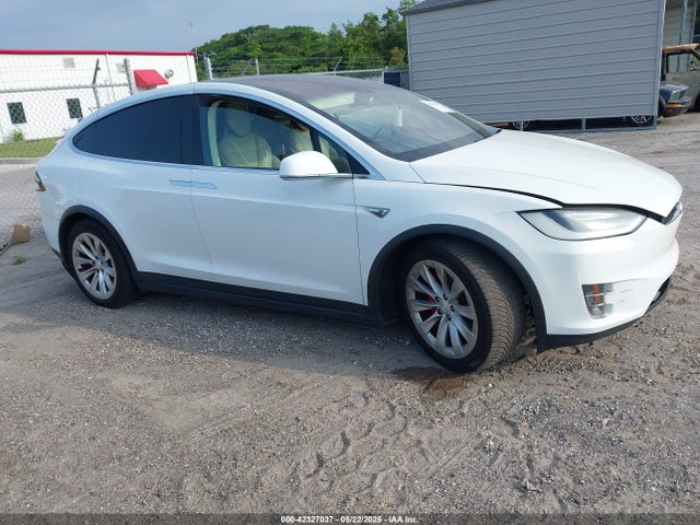 5YJXCBE43GF000471 Tesla Model X 75d/p100d/p90d