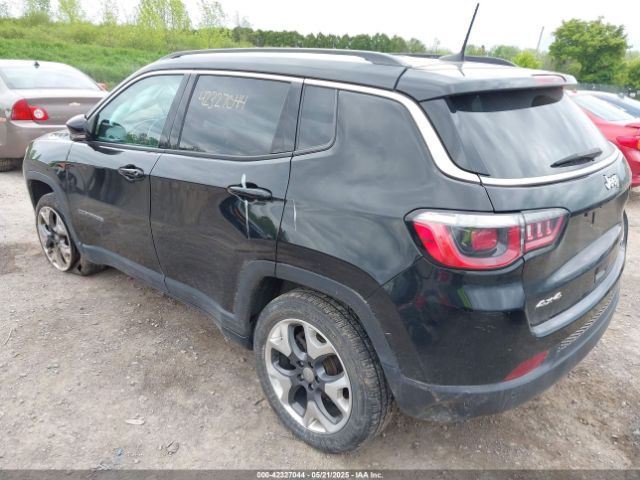3C4NJDCB2KT821856 Jeep Compass Limited 4x4