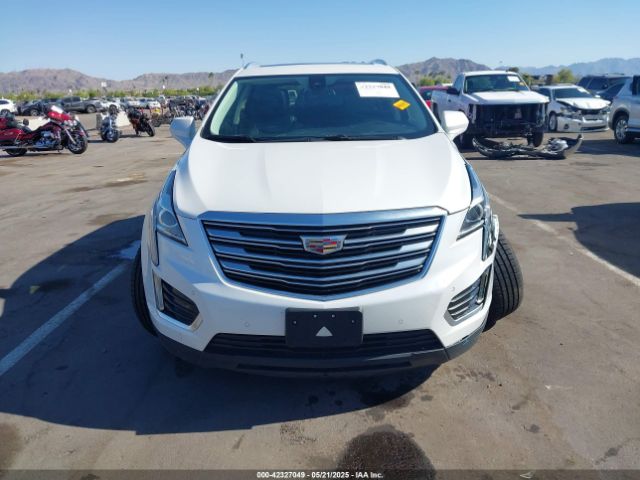 1GYKNCRS3JZ160056 Cadillac XT5 LUXURY