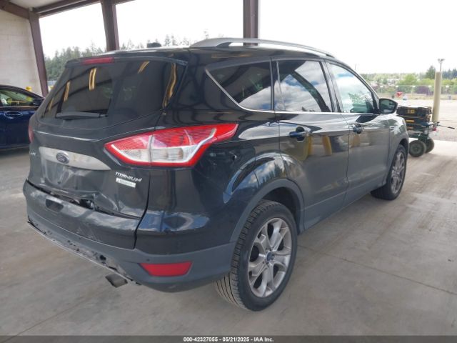 1FMCU0J92EUA30871 Ford Escape Titanium